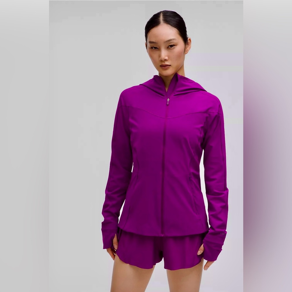 Lululemon Mist Over Windbreaker Brand New, Size-2, Trending colour-Chilled Grape